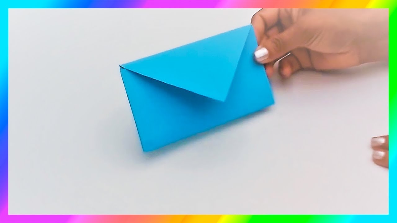 sobre con papel de regalo